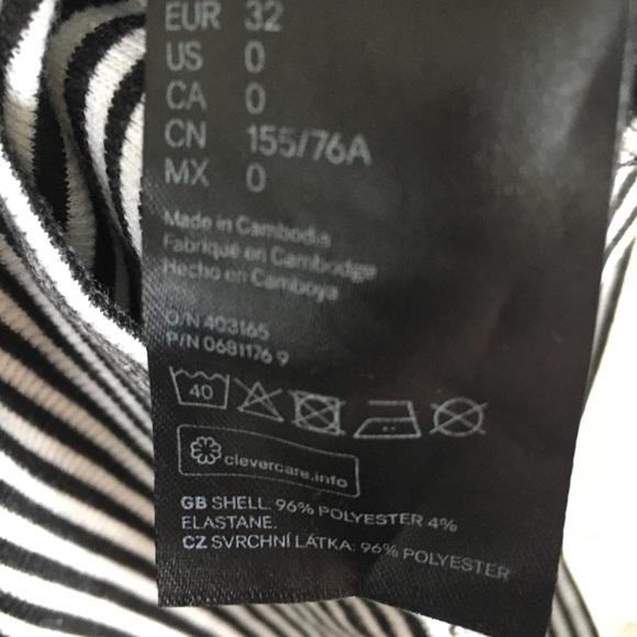 Black and white dress in excellent condition - Picture 4 of 4